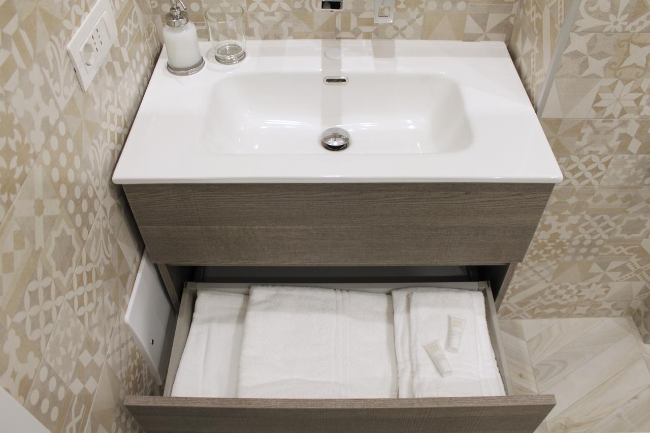 Bed No Breakfast Ak 2 Otel Napoli Dış mekan fotoğraf