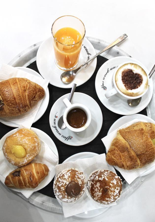 Bed No Breakfast Ak 2 Otel Napoli Dış mekan fotoğraf